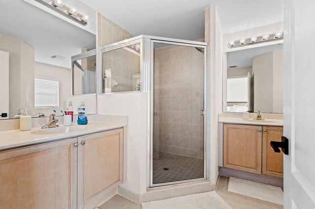 395 River Bluff Lane, Royal Palm Beach, FL 33411