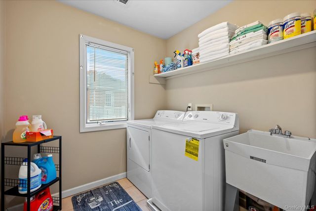 2261 Willow Street, Wantagh, NY 11793