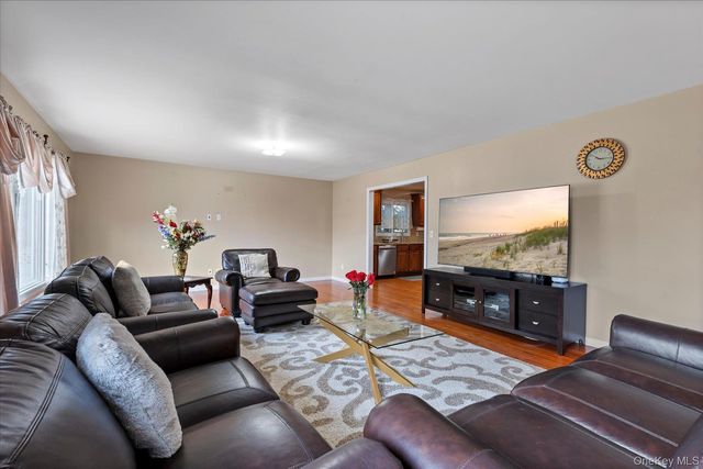 2261 Willow Street, Wantagh, NY 11793