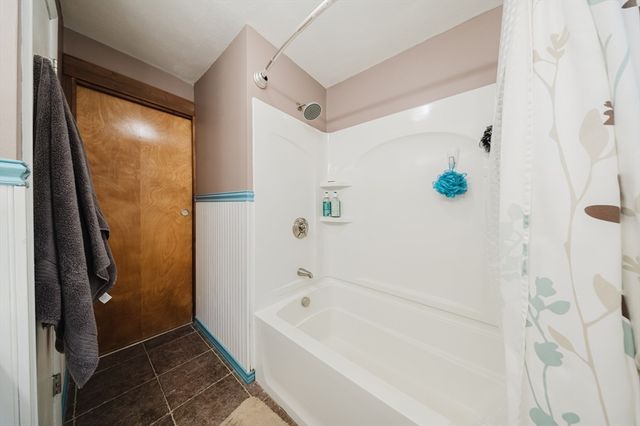 22 Althea Cir, Agawam, MA 01001