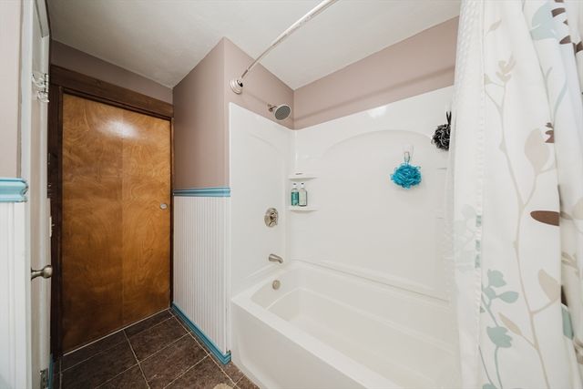 22 Althea Cir, Agawam, MA 01001