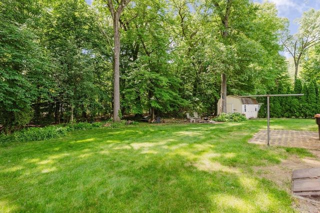 22 Althea Cir, Agawam, MA 01001