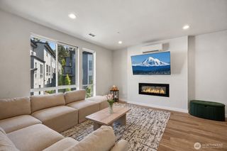 2527 Gibson Road #C4, Everett, WA 98204