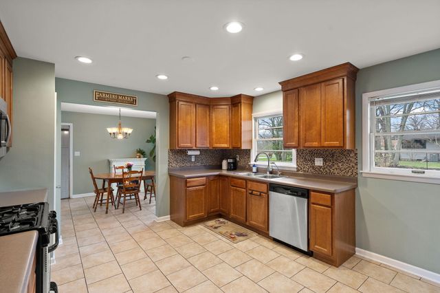 1300 Hayes Street, Crown Point, IN 46307