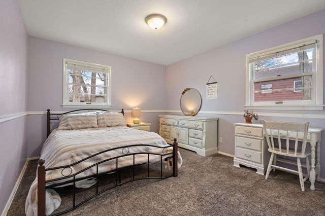 1300 Hayes Street, Crown Point, IN 46307