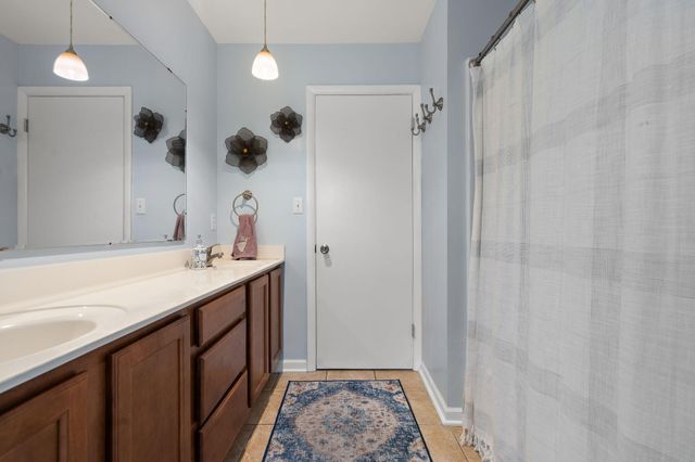 1300 Hayes Street, Crown Point, IN 46307