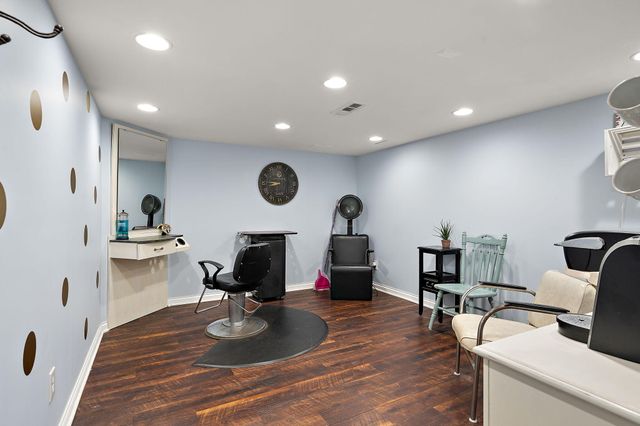 1300 Hayes Street, Crown Point, IN 46307