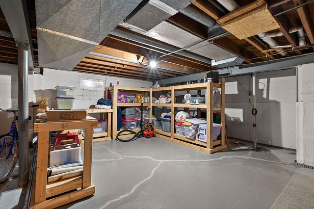 1300 Hayes Street, Crown Point, IN 46307