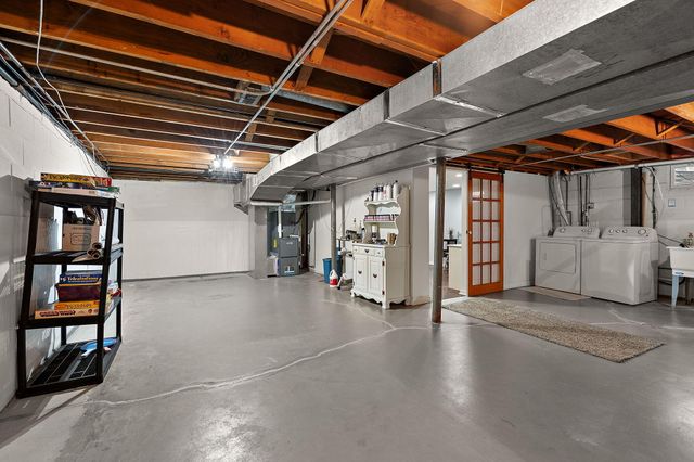 1300 Hayes Street, Crown Point, IN 46307