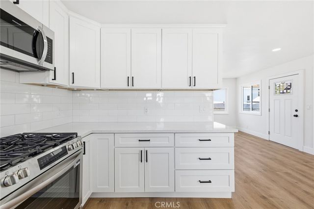 1142 E 102nd Street, Los Angeles, CA 90002