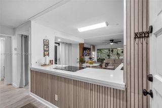 420 NW 70th Avenue 228, Plantation, FL 33317