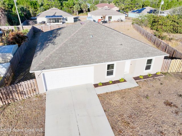 359 Hanford Road SW, Palm Bay, FL 32908