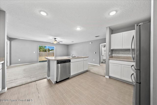 359 Hanford Road SW, Palm Bay, FL 32908