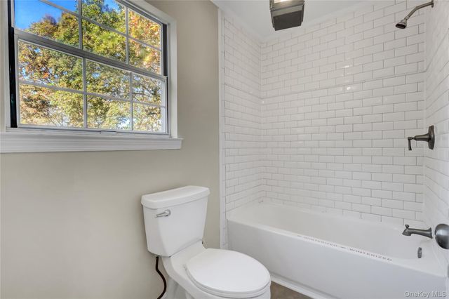 20 Gabon Lane, Coram, NY 11727