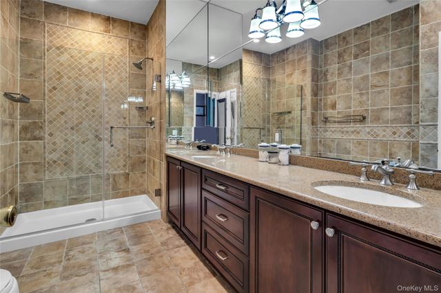 110 Brattle Circle, Melville, NY 11747