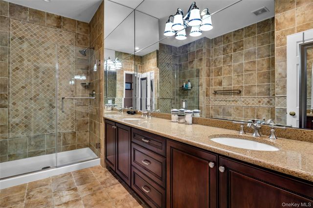 110 Brattle Circle, Melville, NY 11747