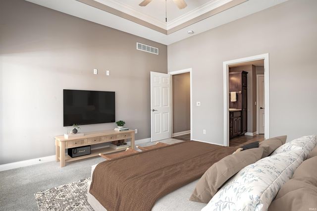 10263 N 300 E, Roanoke, IN 46783