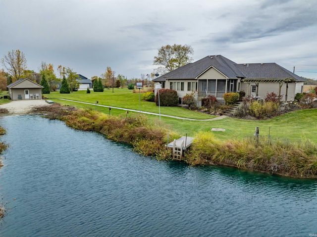 10263 N 300 E, Roanoke, IN 46783