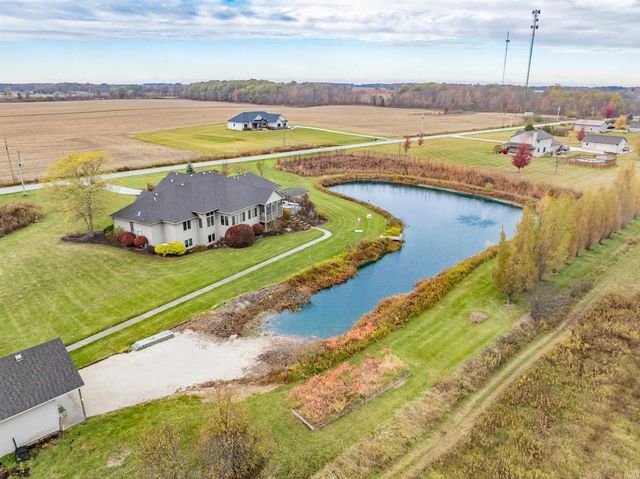 10263 N 300 E, Roanoke, IN 46783