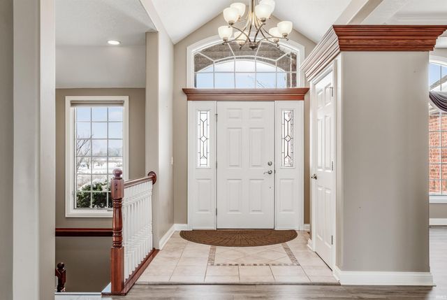 10263 N 300 E, Roanoke, IN 46783