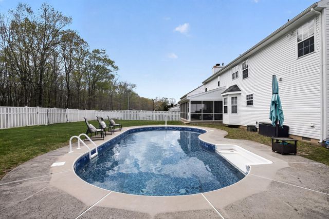 1019 BONNIE BLUE CIR, Williamstown, NJ 08094