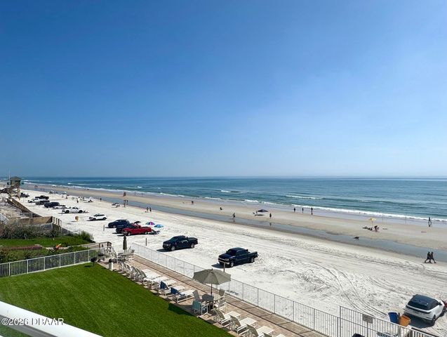 3555 S Atlantic Ave Unit 303, Daytona Beach Shores, FL 32118