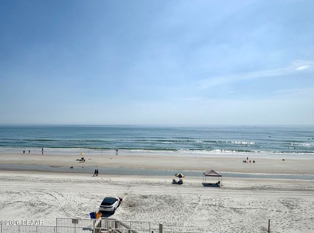 3555 S Atlantic Ave Unit 303, Daytona Beach Shores, FL 32118
