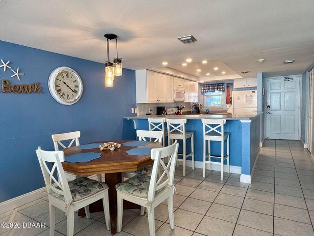 3555 S Atlantic Ave Unit 303, Daytona Beach Shores, FL 32118