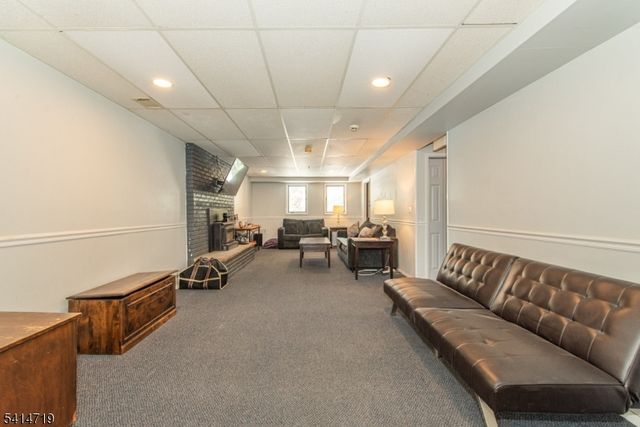 181 Center Grove Rd, Randolph Twp., NJ 07869