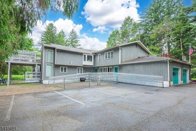 181 Center Grove Rd, Randolph Twp., NJ 07869