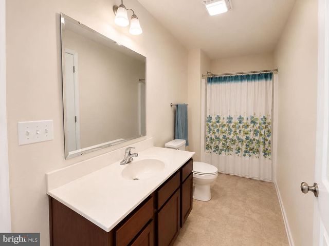 118 GILL ST, Bowling Green, VA 22427