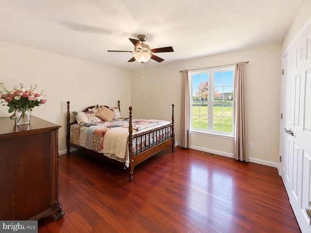 118 GILL ST, Bowling Green, VA 22427