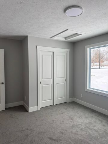 1366 Leonard Avenue, Muskegon, MI 49442