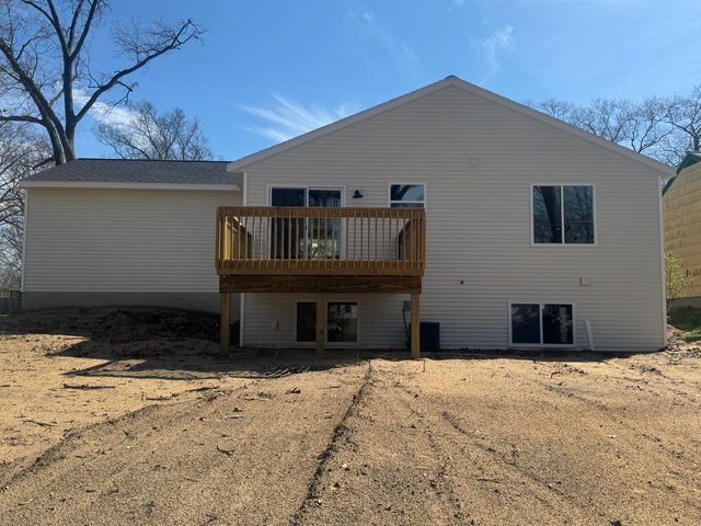 1366 Leonard Avenue, Muskegon, MI 49442
