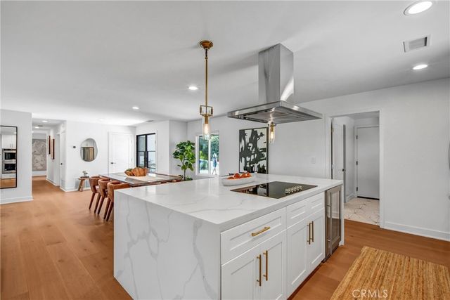 2166 La Granada, Thousand Oaks, CA 91362