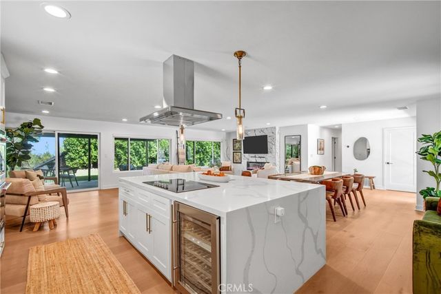 2166 La Granada, Thousand Oaks, CA 91362
