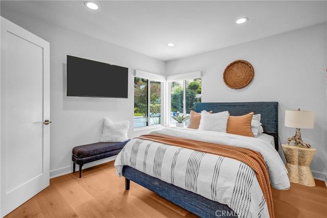 2166 La Granada, Thousand Oaks, CA 91362