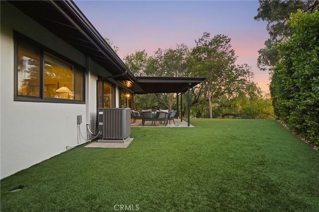 2166 La Granada, Thousand Oaks, CA 91362