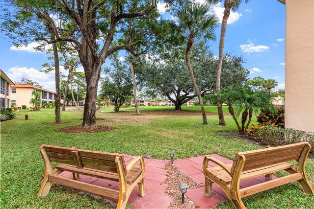 1981 SW Palm City Road 42 -H, Stuart, FL 34994