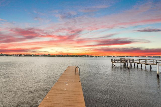 1981 SW Palm City Road 42 -H, Stuart, FL 34994