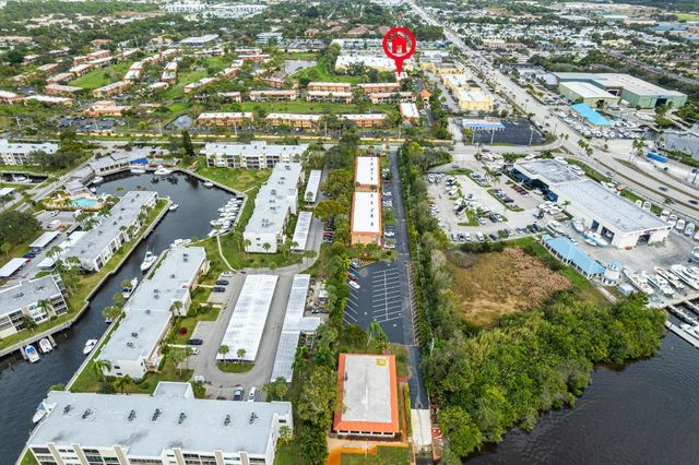 1981 SW Palm City Road 42 -H, Stuart, FL 34994