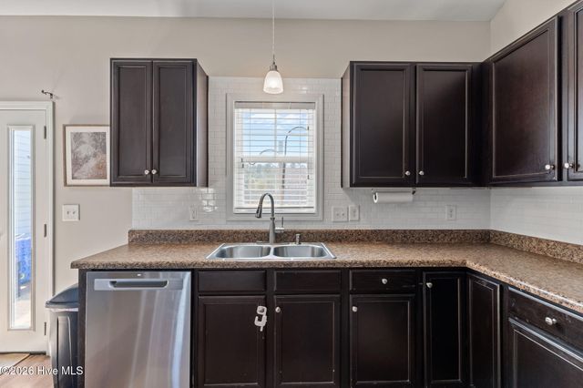 31 Babbling Creek Road, Rocky Point, NC 28457