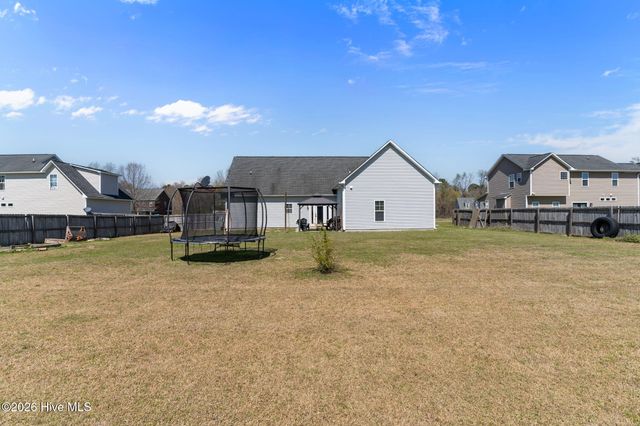 31 Babbling Creek Road, Rocky Point, NC 28457