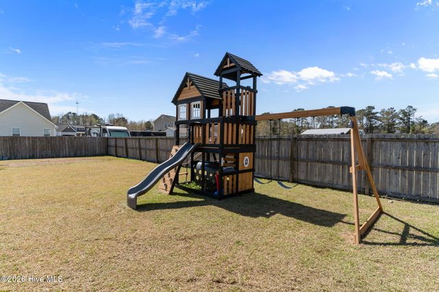 31 Babbling Creek Road, Rocky Point, NC 28457