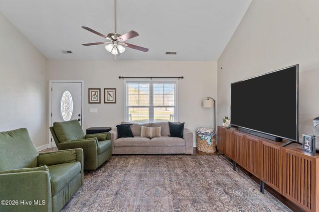 31 Babbling Creek Road, Rocky Point, NC 28457