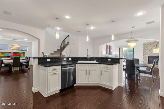 9871 E SOUTH BEND Drive, Scottsdale, AZ 85255