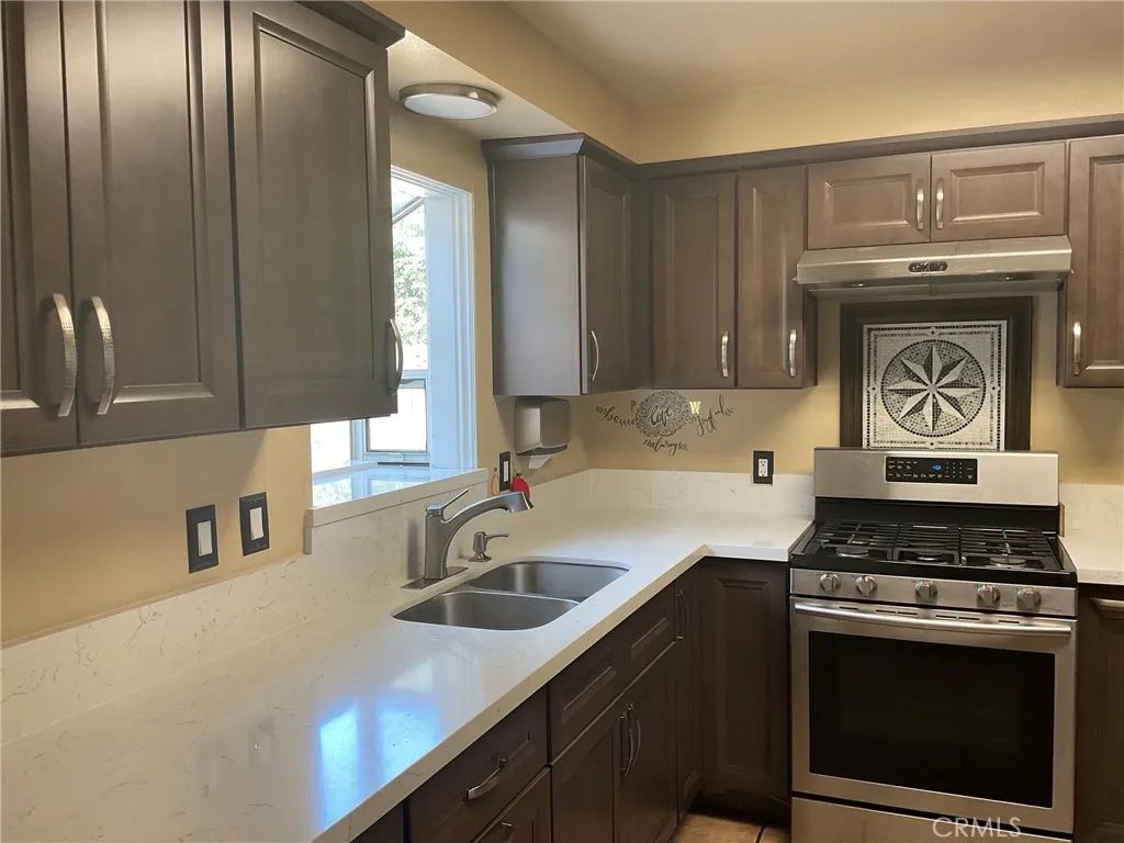 17217 San Jose, Granada Hills, CA 91344