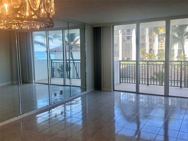 1149 Hillsboro Mile 309, Hillsboro Beach, FL 33062