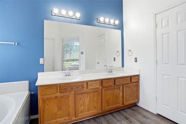 3215 Elmwood Drive, Mesquite, TX 75181