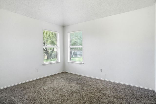 3215 Elmwood Drive, Mesquite, TX 75181